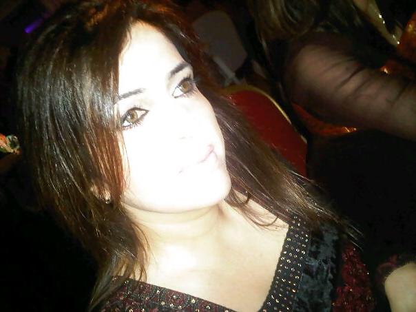 6P Indian aunt  CUM ON PICS