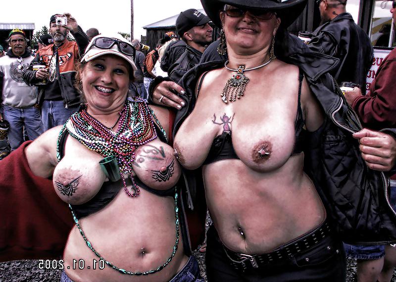25P Photoshop fun - Biker girls