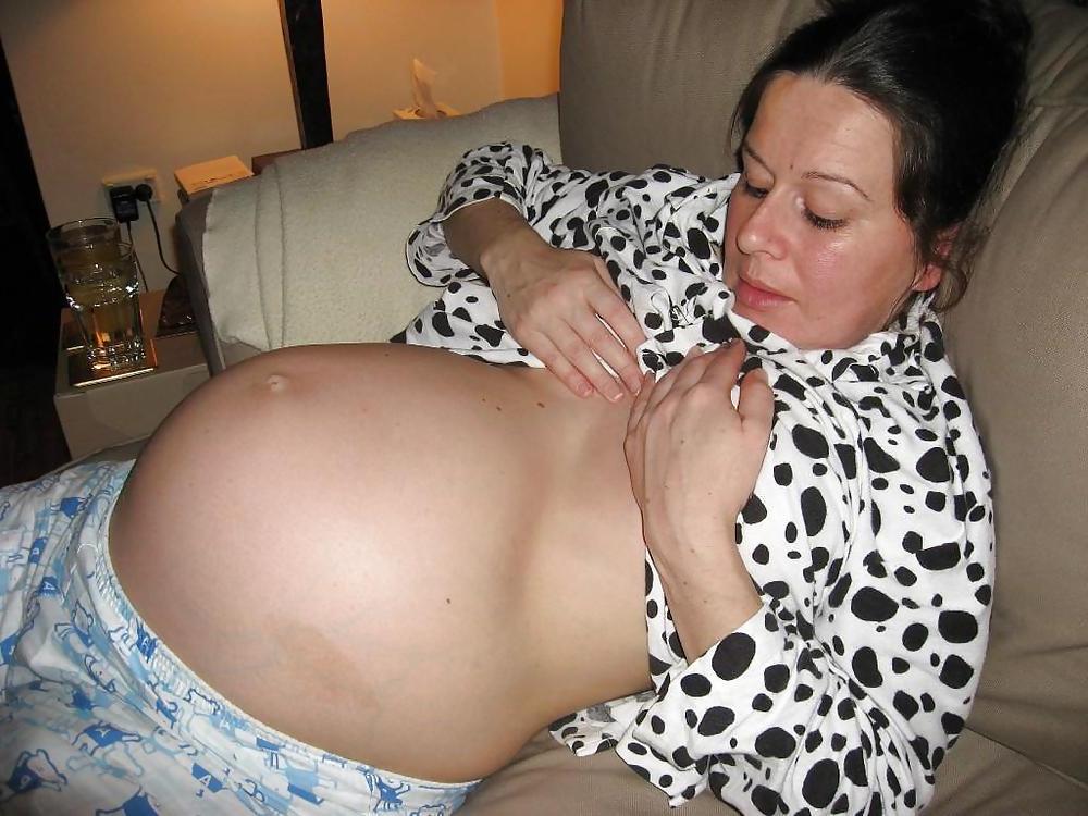 25P PREGNANT WHORES II