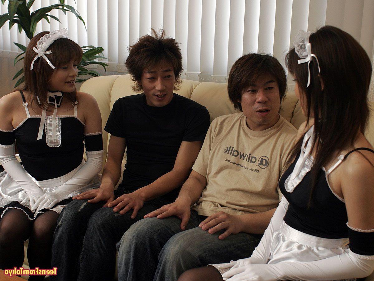 15P Dirty Japanese maids