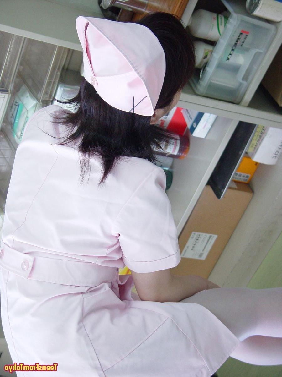 16P Japanese teen sucks