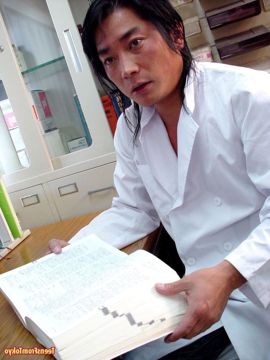 15P Japanese teen facial