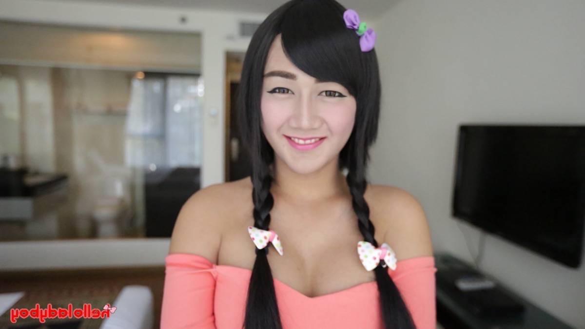 12P Horny Thai ladyboy