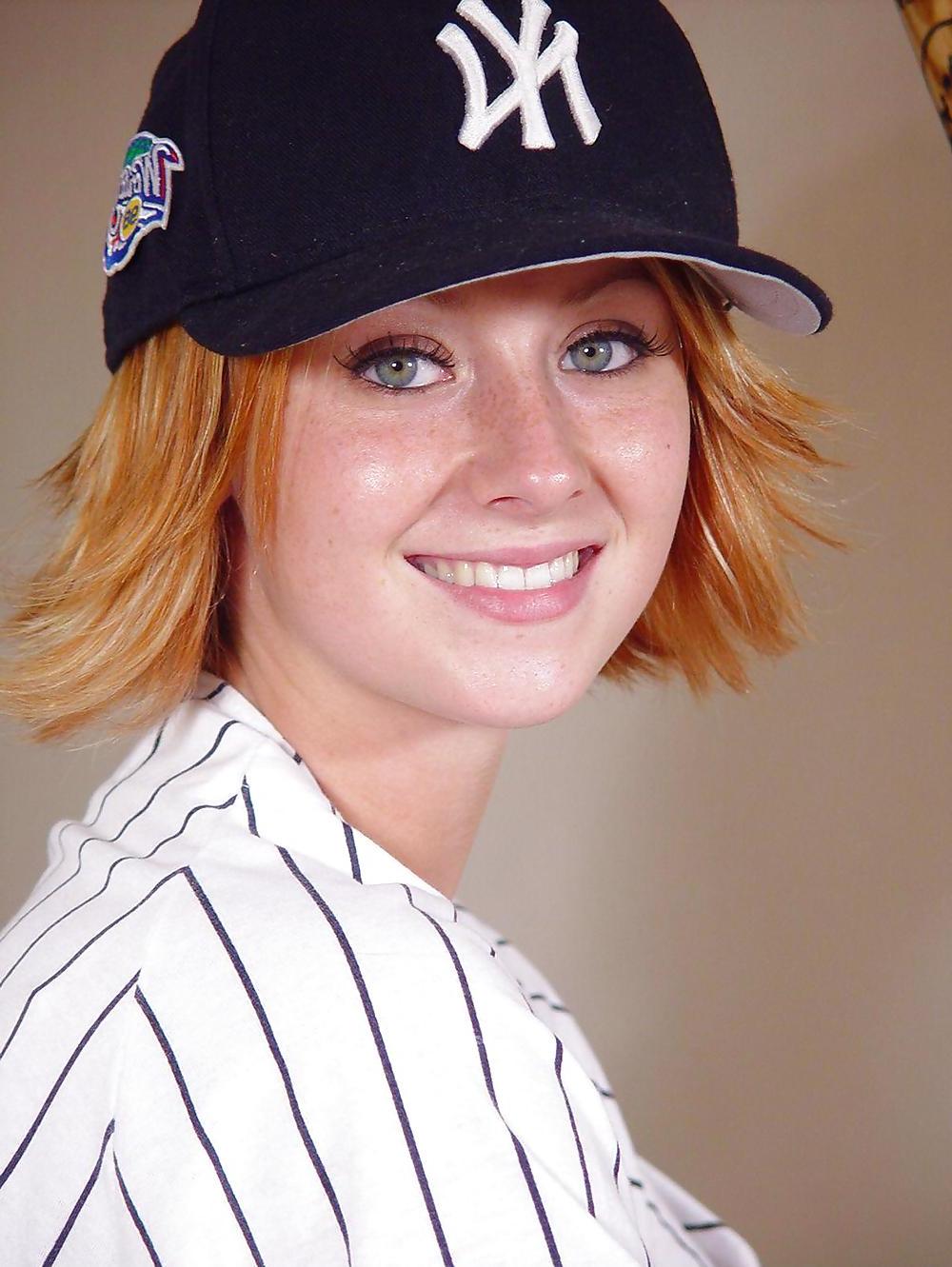 15P Baseball Girl Lindsey Marshal