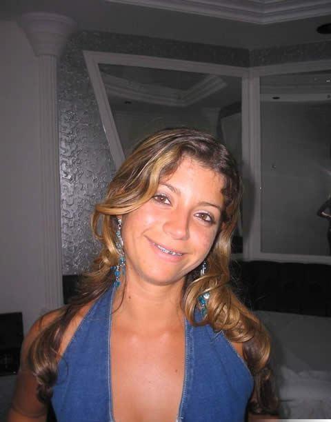 15P Latina slut with braces gets naked