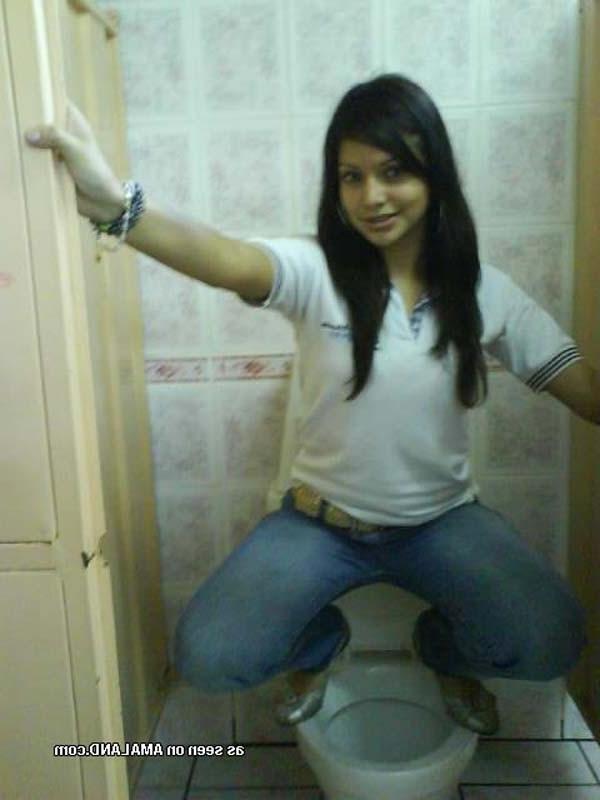 16P Pictures of sexy naughty Mexican babes