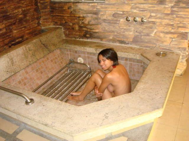 16P Slutty Mexican whore gets naked in a jacuzzi