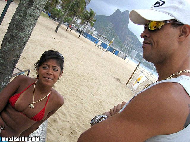 12P Steamy hot tub action with a bad ass brazillian babe