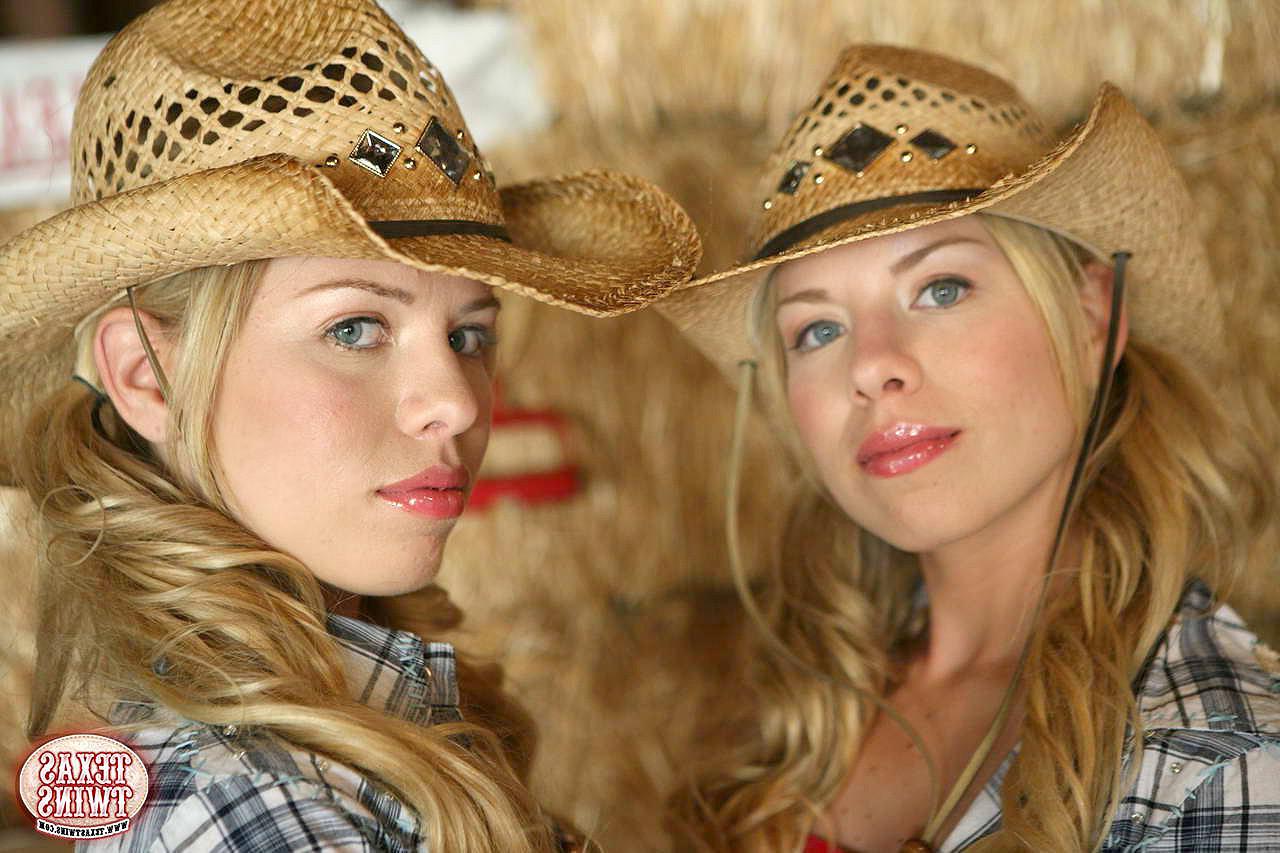 12P teen twins with braces