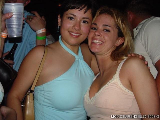 16P Horny College Girls Lose All Control In Public Bar