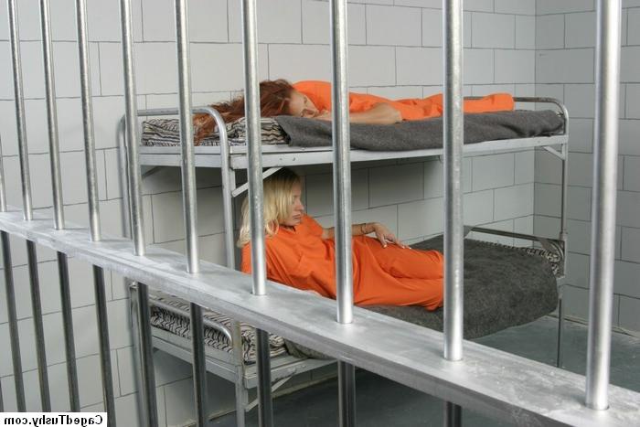 16P two lesbian teens in a prison cell
