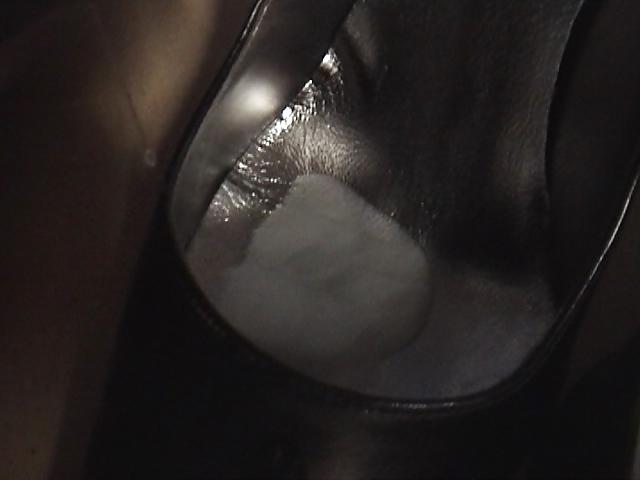 25P Cum on shoes my wife