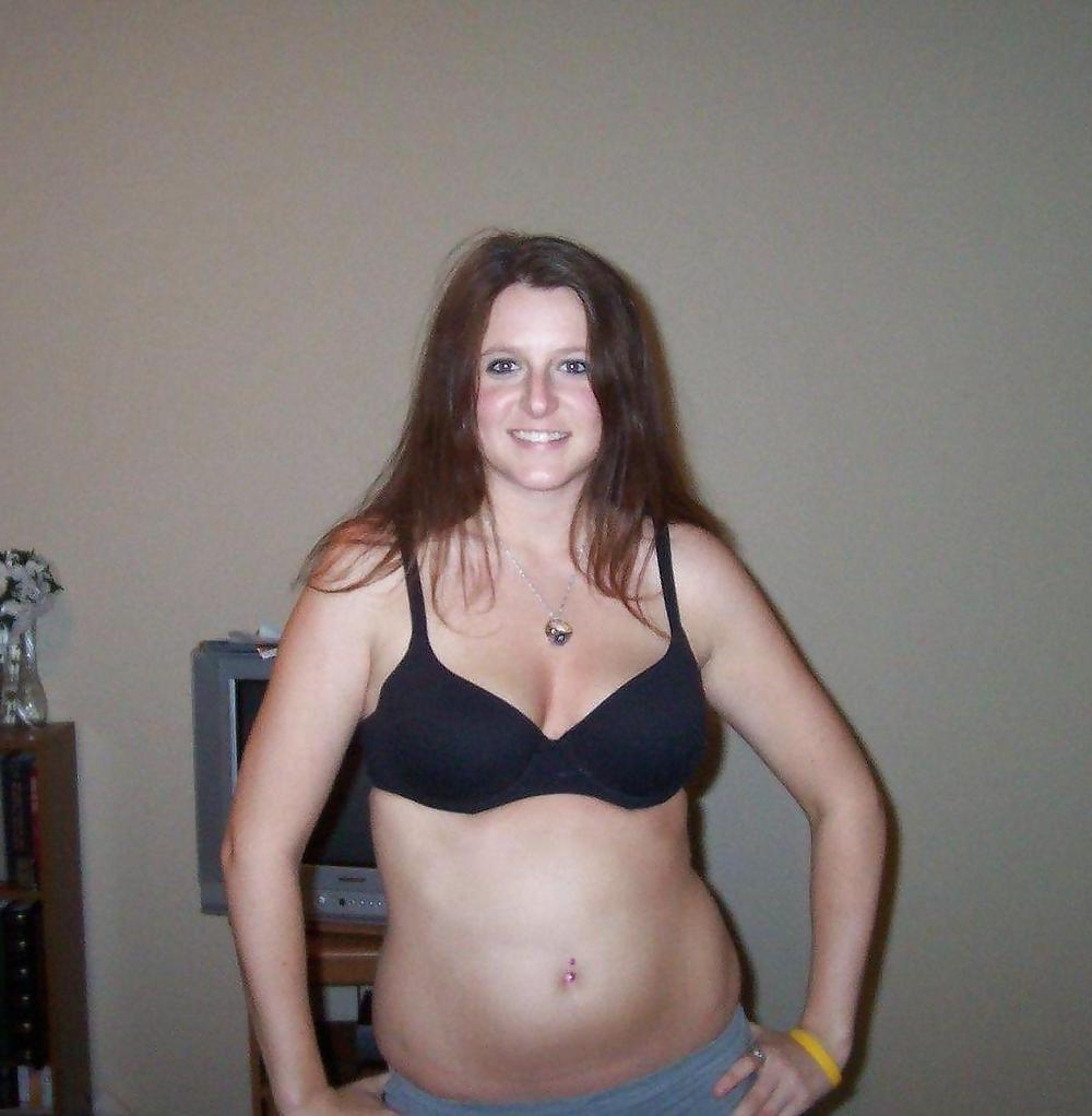 25P SEXY JUGENDLICHE FREUNDIN ZEIGT AN