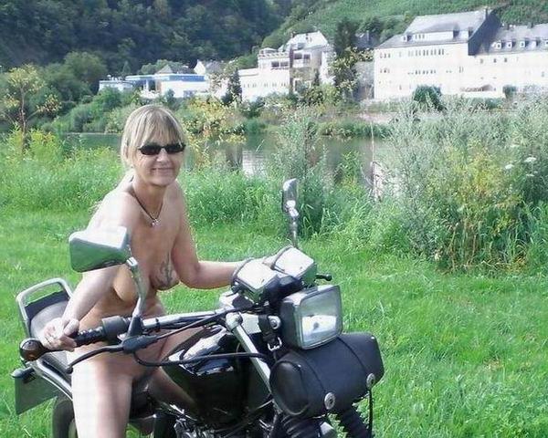 18P kinky matures posing nude on the bikers