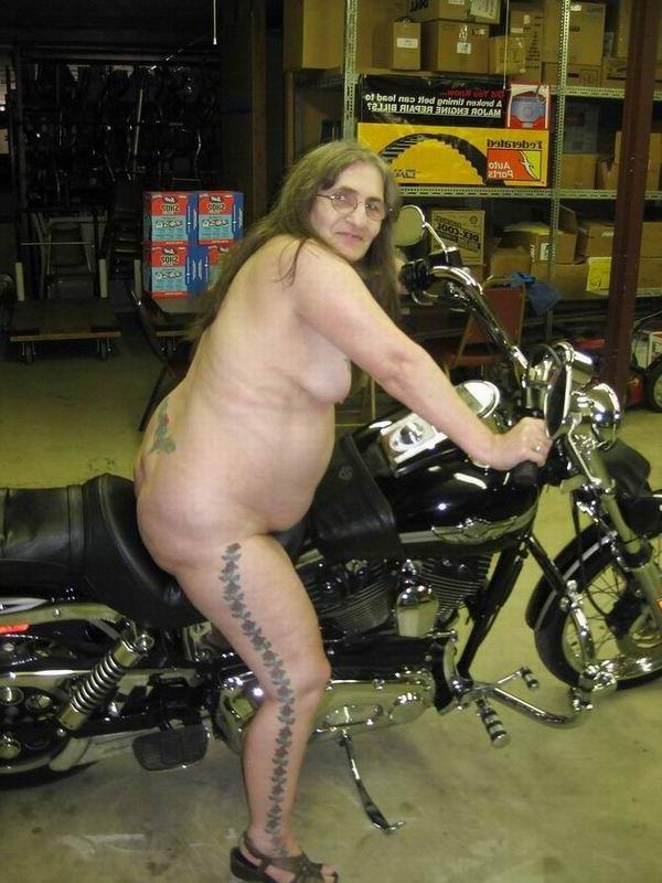 18P kinky matures posing nude on the bikers