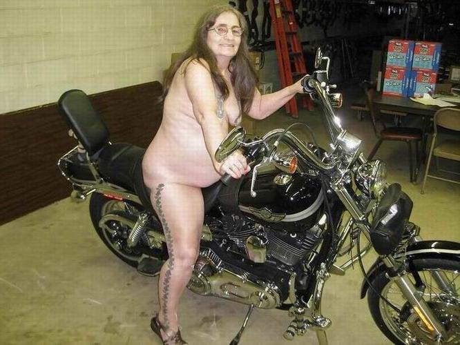 18P kinky matures posing nude on the bikers