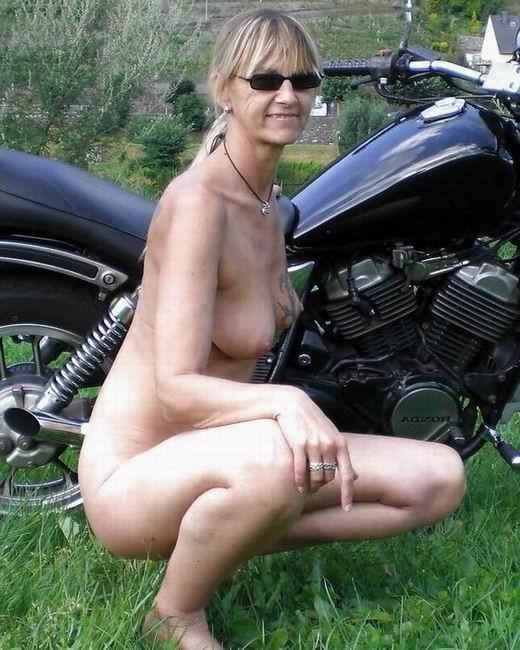 18P kinky matures posing nude on the bikers