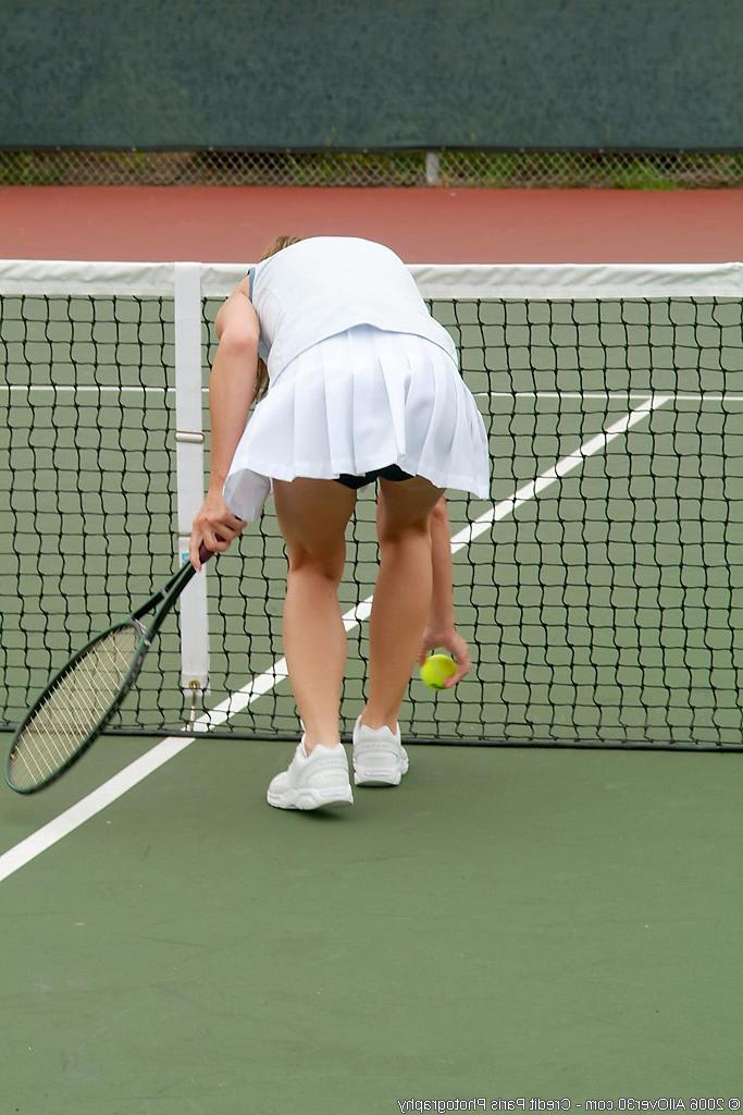 16P mature MILF brunette tennis player gets naked on court