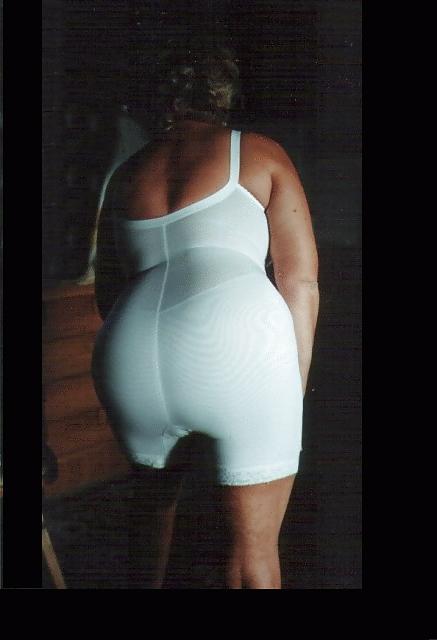 12P Mieder - Girdle 005