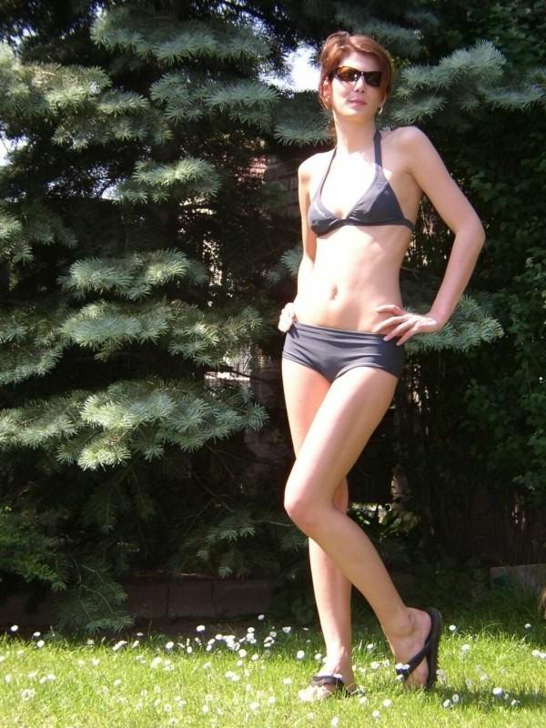 15P Cute amateur girlfriend strips for cock outdoors