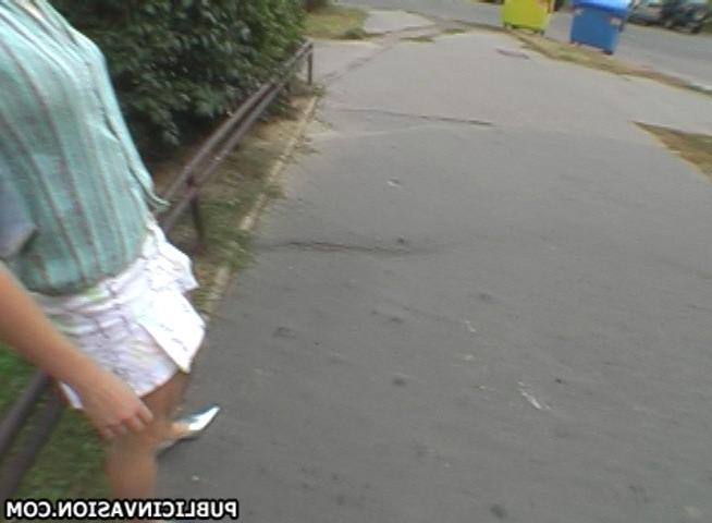 16P town get around girl gives drunken hobo pussy action in park