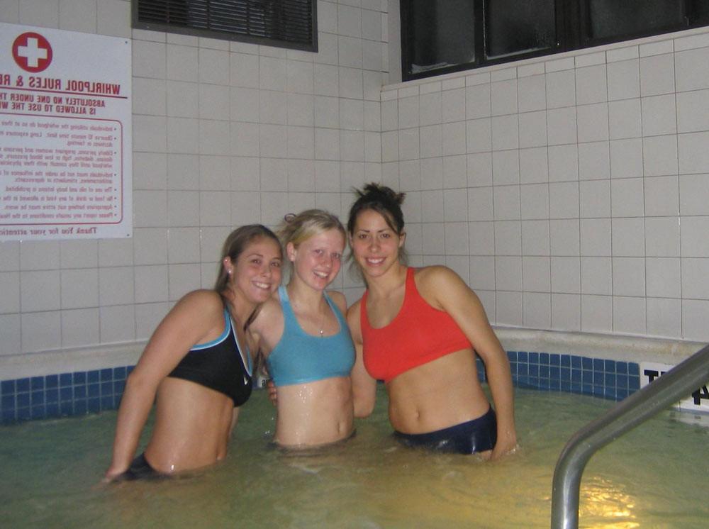 20P Real teen girls in sports bras