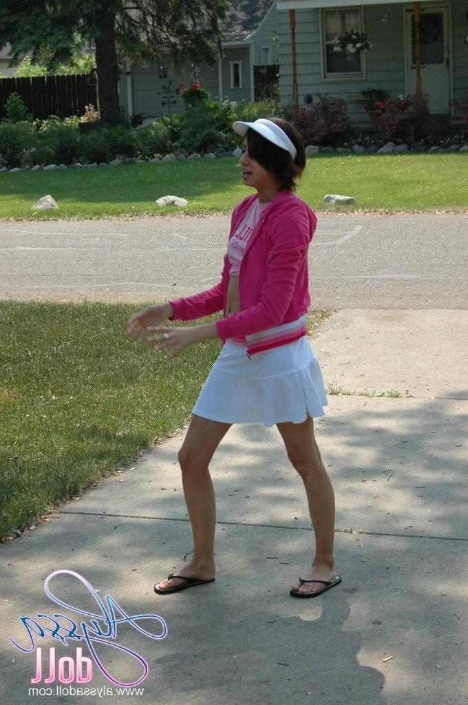 15P Basketball playing teen upskirt