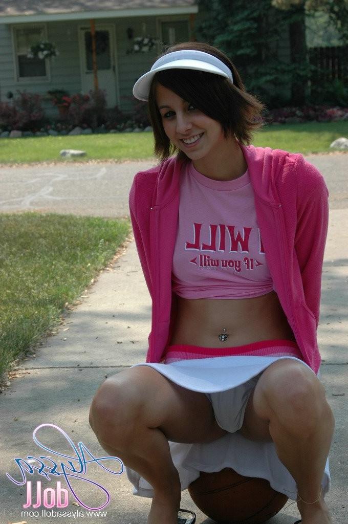 15P Basketball playing teen upskirt