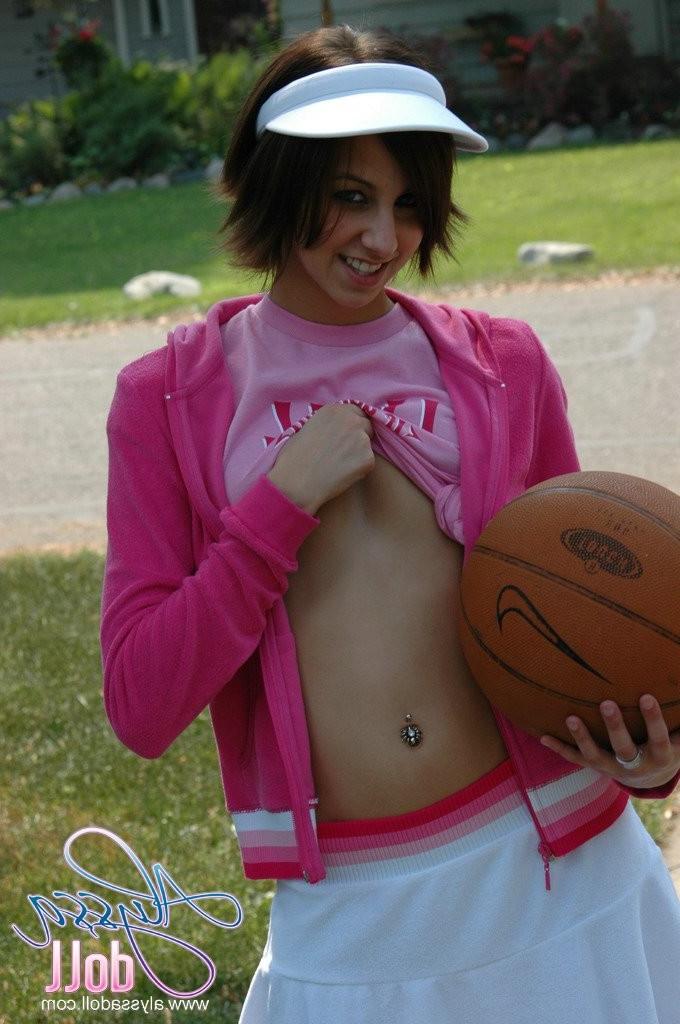 15P Basketball playing teen upskirt