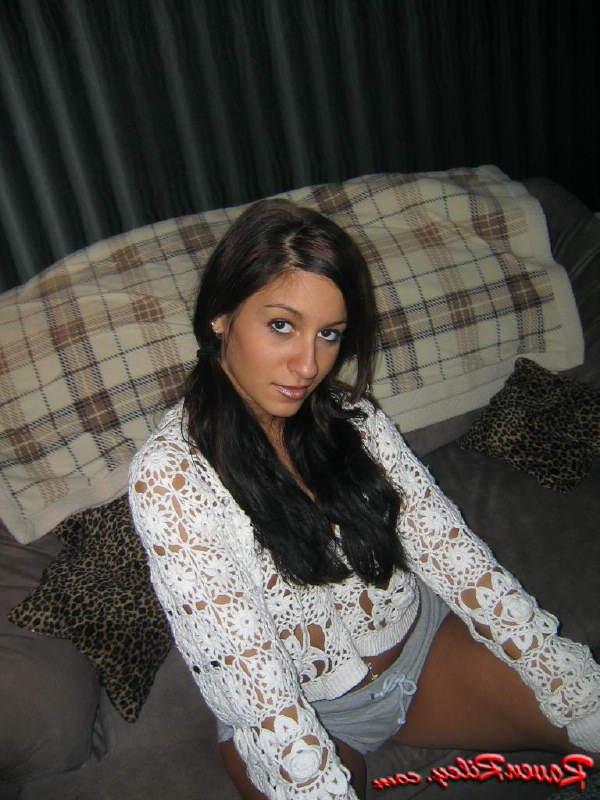 16P horny cutie girl gets naked at home