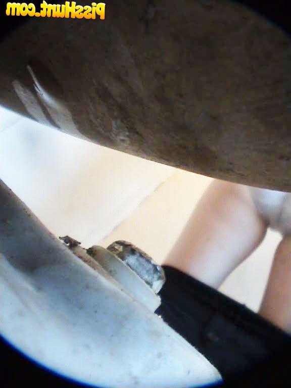 14P Hot photos from spy camera planted in ladies room