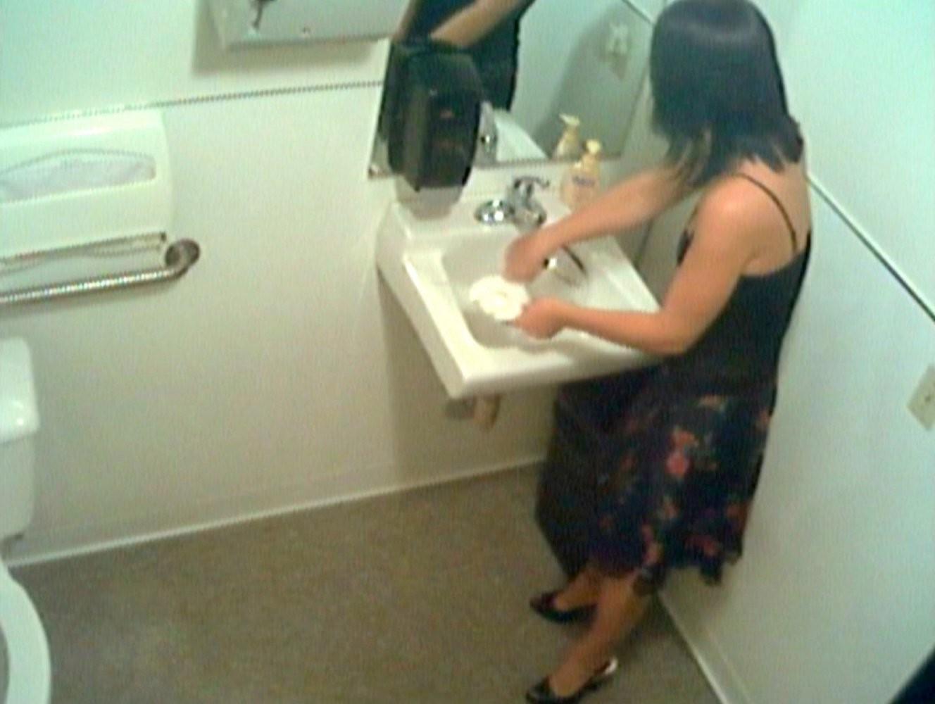 16P spycam catches angry secretary pissing in the coffee pot