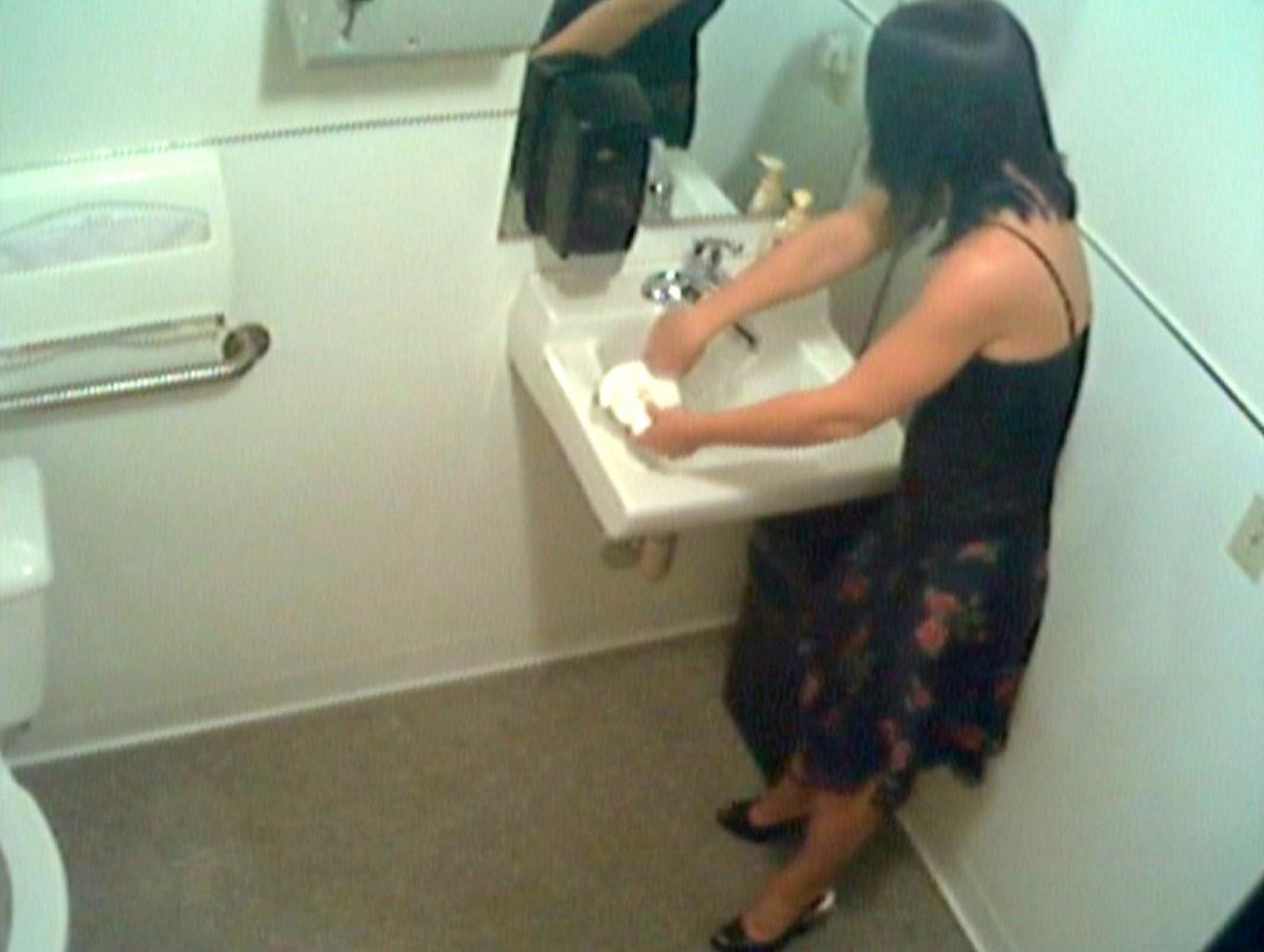 16P spycam catches angry secretary pissing in the coffee pot