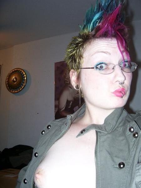 15P Angry Punk Rock Emo Chicks Exposing Perky Titties