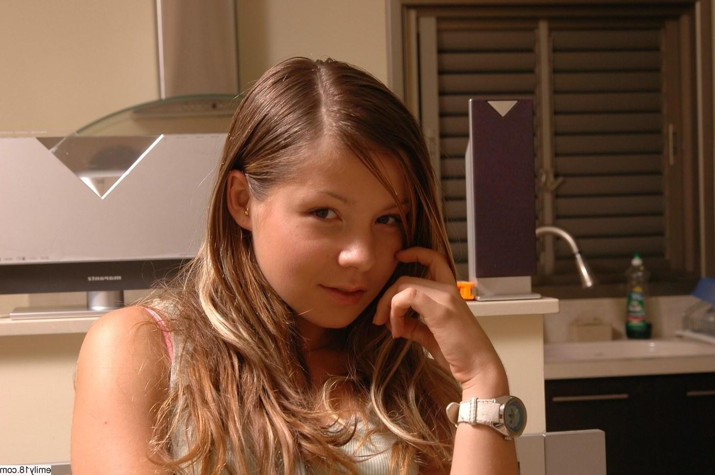 15P Young emily18 fooling around in the living room