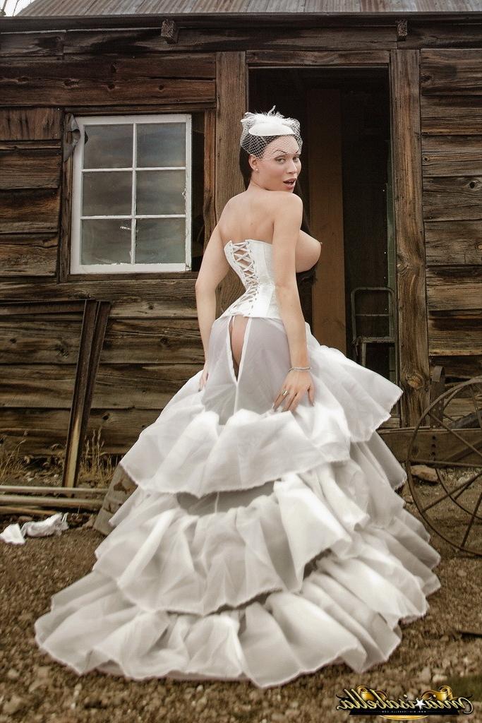 12P Stunning Mia posing in a gorgeous wedding dress