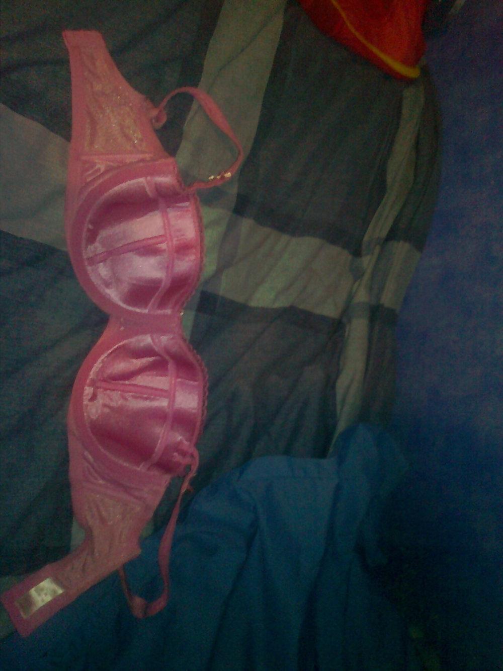 13P My friend wife 34DD padded bra