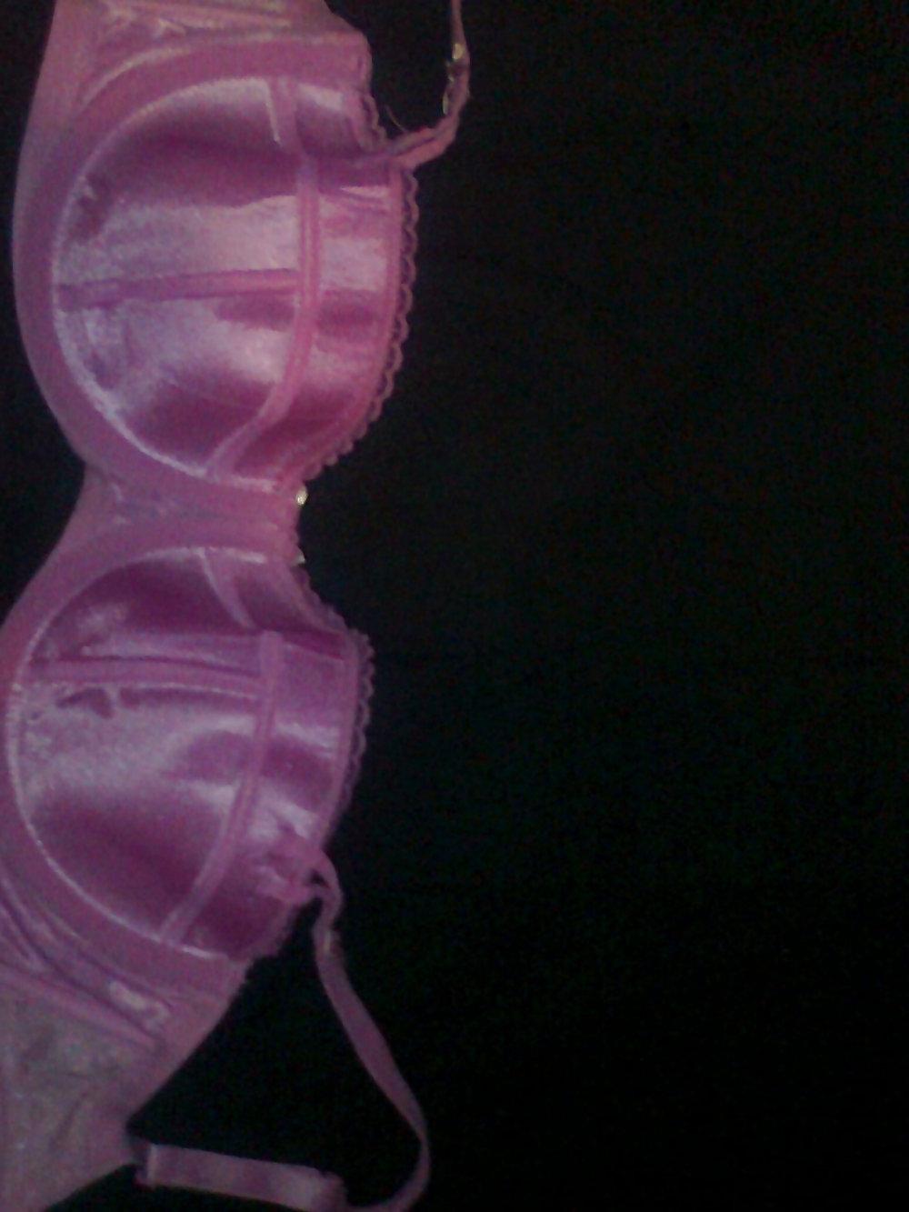 13P My friend wife 34DD padded bra