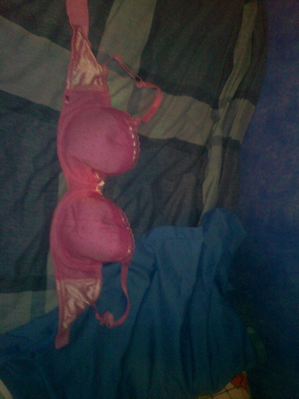 13P My friend wife 34DD padded bra
