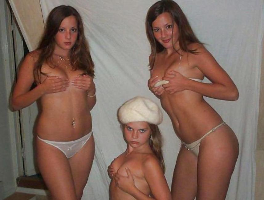 20P Amateur Hand Bra Girls Simply Incredible