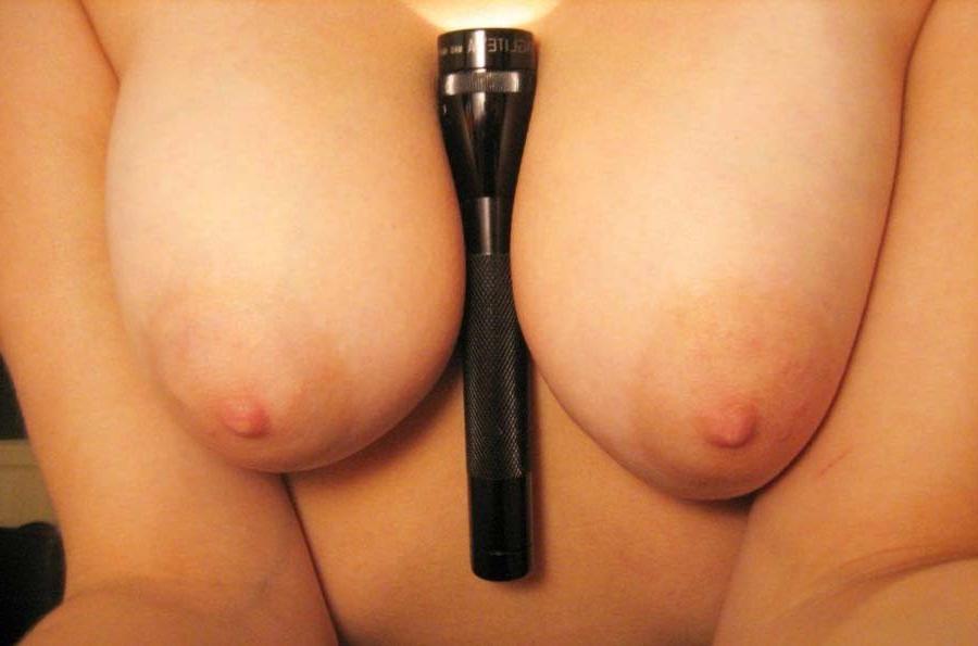 12P Solo princess showing off her boobies