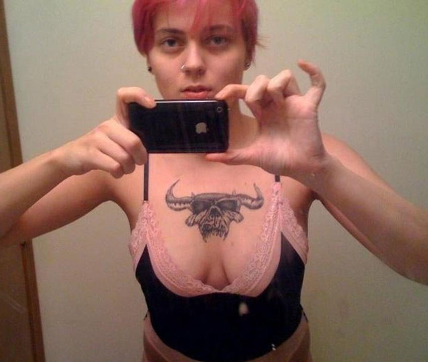 15P Punk rock teen girlfriend spreads and toys pussy