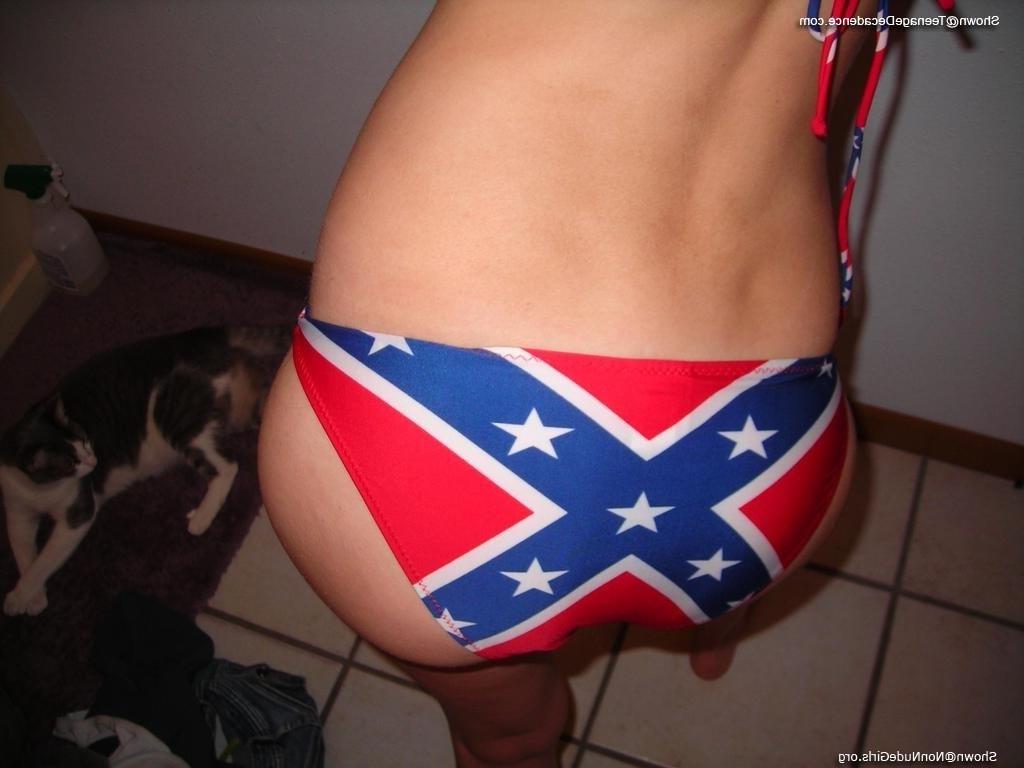 16P Redhead rebel girl