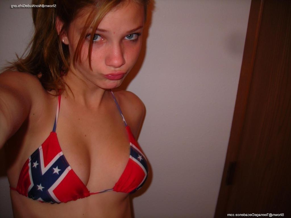 16P Redhead rebel girl