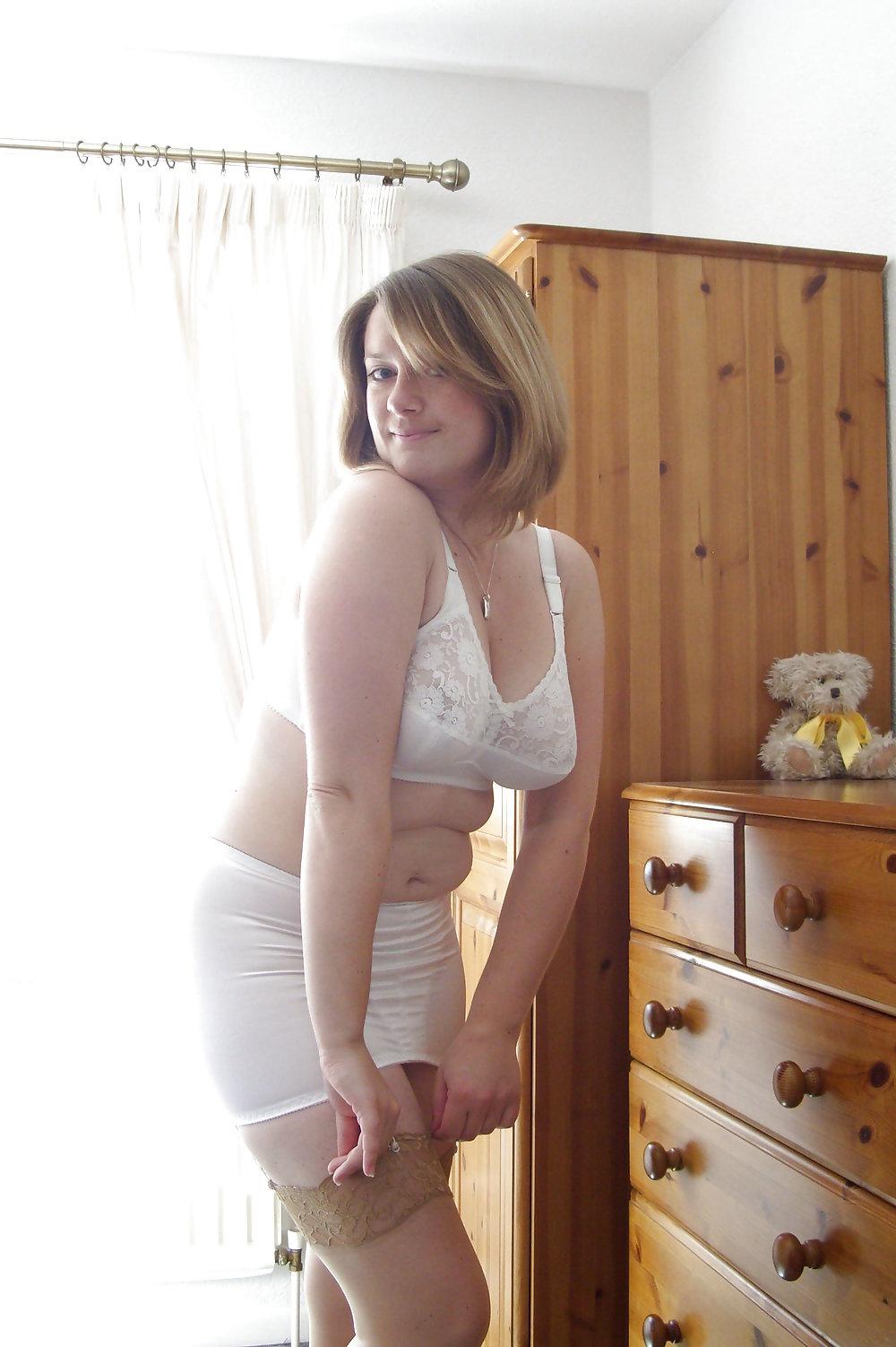 16P Karen from Staffs wearing a girdle