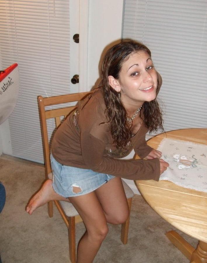 15P Amateur nineteen year old girlfriend in the shower