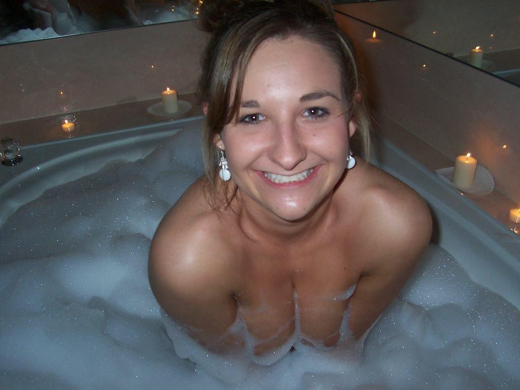 15P Barely legal amateur girlfriend sucks cock in hot tub after prom