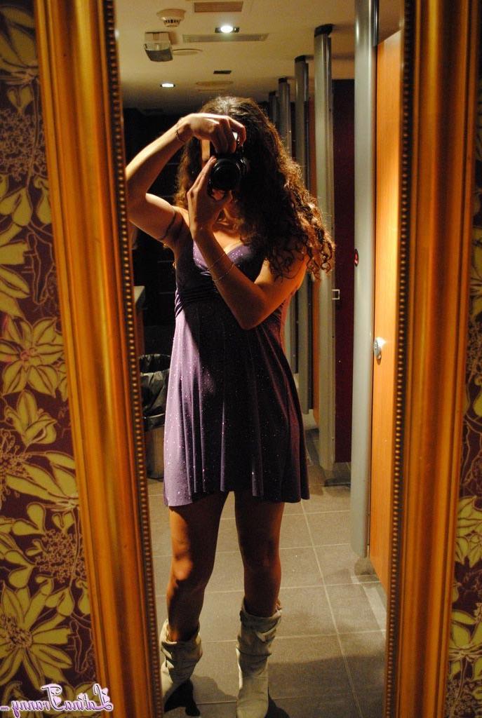 12P Sexy self shots of stunning tgirl Nicole Montero