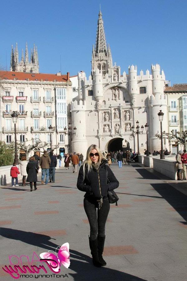 12P The Great Ana Mancini Touring Europe