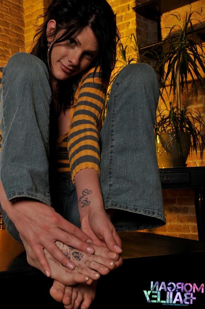 12P Sexy brunette Tgirl Morgan Bailey showing us her sexy tattooed feet